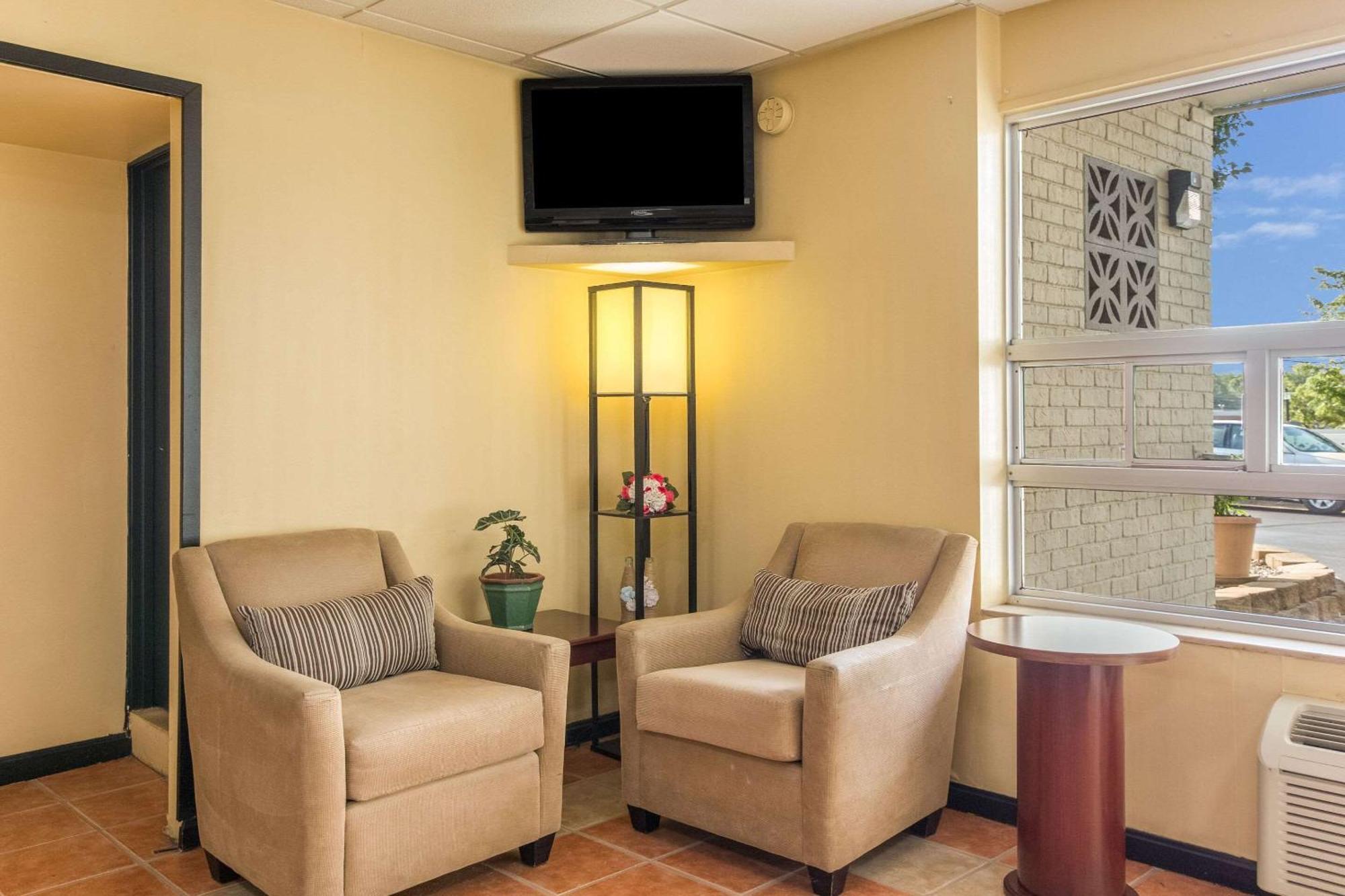 Econo Lodge Fort Knox Radcliff Bagian luar foto